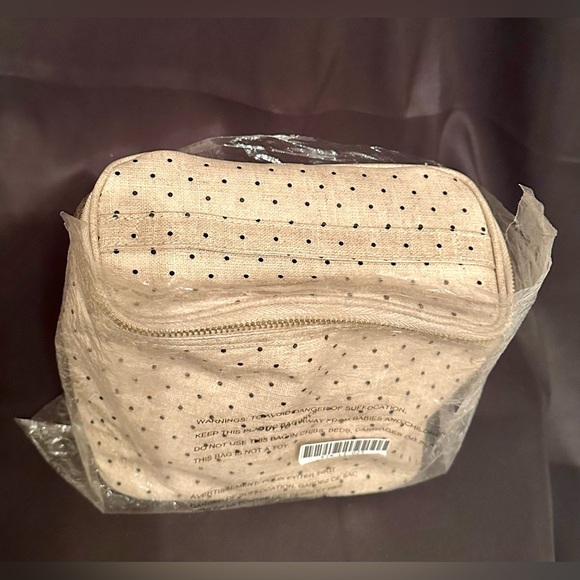 🎄🎁 Kate Spade Lunch Tote or Makeup/Travel Bag✨ - Picture 9 of 12